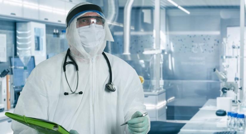 Nem kertelt a magyar kutató: hiába győztük le a Covidot, bármikor lecsaphat ránk a titokzatos X-betegség