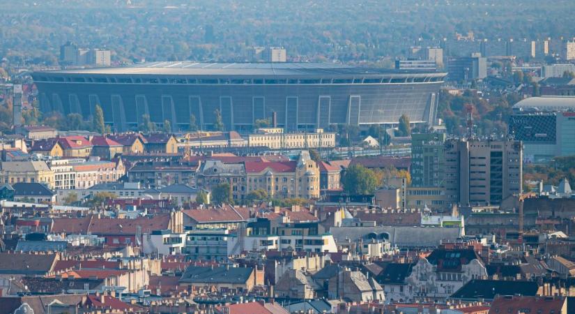 Kifogyott a kormánymegrendelésekből a Puskás Aréna építője, inkább a tulajdonosainak épített lakóparkot