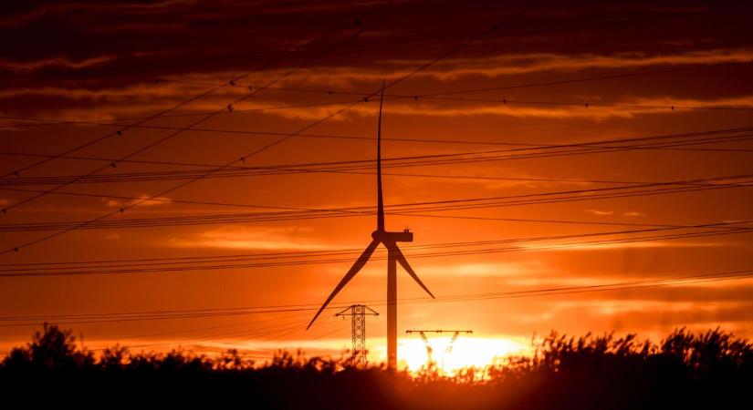 Ilyen szélcsend Dunkerque óta nem volt, és ezt is lehet fedezni ügylettel – rohannak is érte