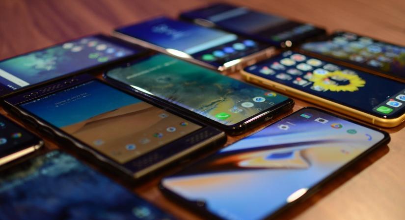 Így viszonyulnak a hazai diákok a mobilokhoz