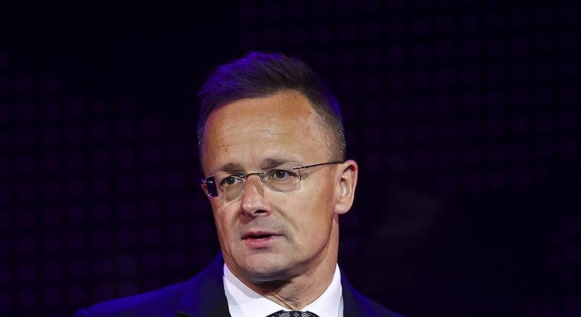 Szijjártó Péter kiállt a Kárpátaljai Magyar Kulturális Szövetségéért