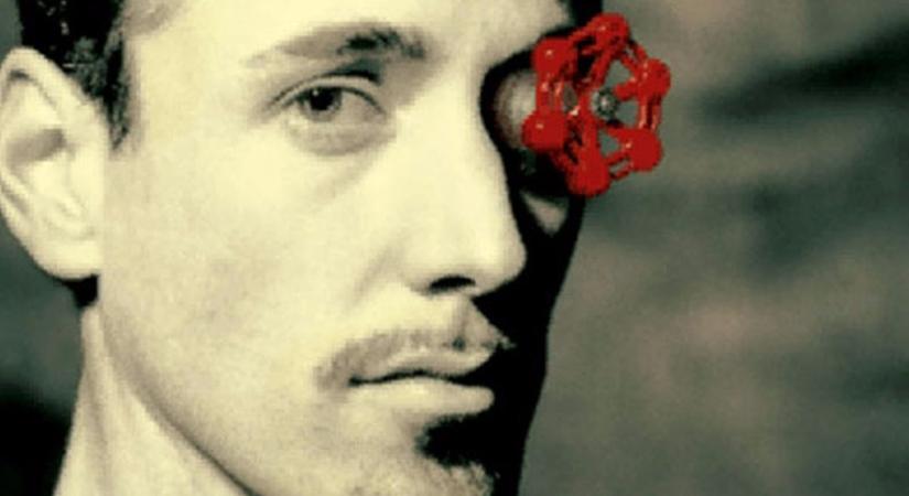 Úgy tűnik, hogy a Steam vezére, Gabe Newell már idén leszállítja az első agyba ültethető chipjét