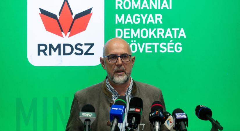 Az RMDSZ elnöke szerint problémát okozhat, hogy csak szélsőséges pártok lesznek az ellenzéki padsorokban