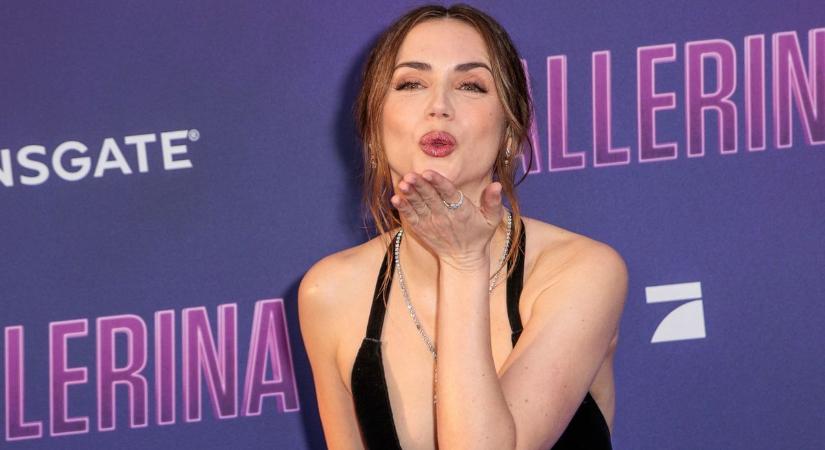 Ana de Armas megtiltotta Tom Cruise-nak, hogy elkísérje a premierjére