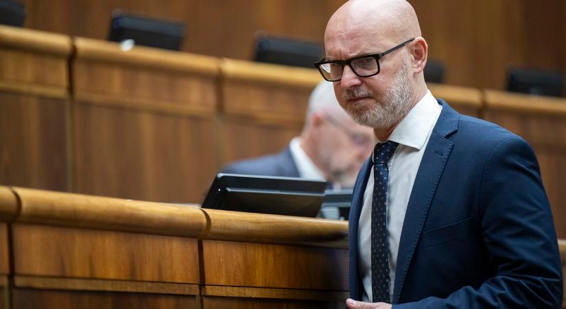 Gröhling: Ez a korrupció és a zsarolás kormánykoalíciója