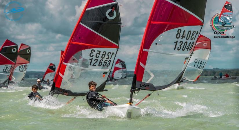 A Balatonra érkezik a vitorlás elit