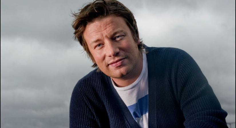 Jamie Oliver 50 éves lett, ez a receptje a sikerhez