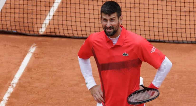 Novak Djokovic bekezdett a Roland Garroson