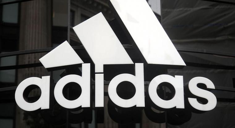Adatlopás volt az Adidasnál, felhasználó információt kerültek a hackerekhez