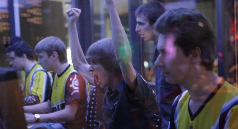 Több mint egymilliárd dolláros biznisz lesz 2025-ben az esport