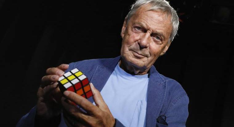 Megdőlt a Rubik-kocka kirakásának világrekordja