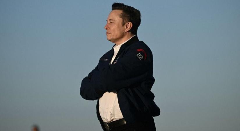 Felrobbant Elon Musk űrhajója: videón a SpaceX kilövése