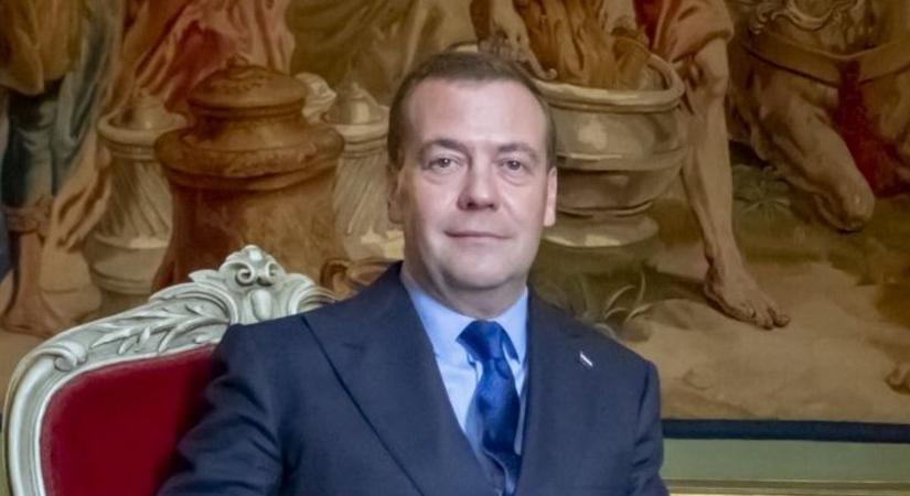 Medvegyev dermesztő üzenetet küldött Trumpnak: Meg kell értenie, mi a valóban rossz dolog