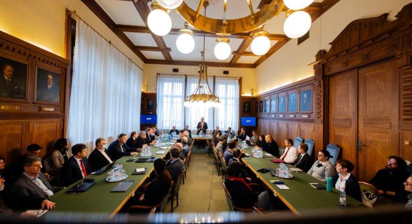Új képzéseket és képzési programokat fog indítani a BME