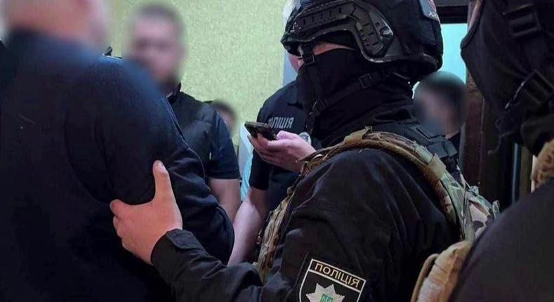 Ukrájnában az is bűncselekmény, ha valaki szóbeli vitába keveredik a toborzókkal  videó