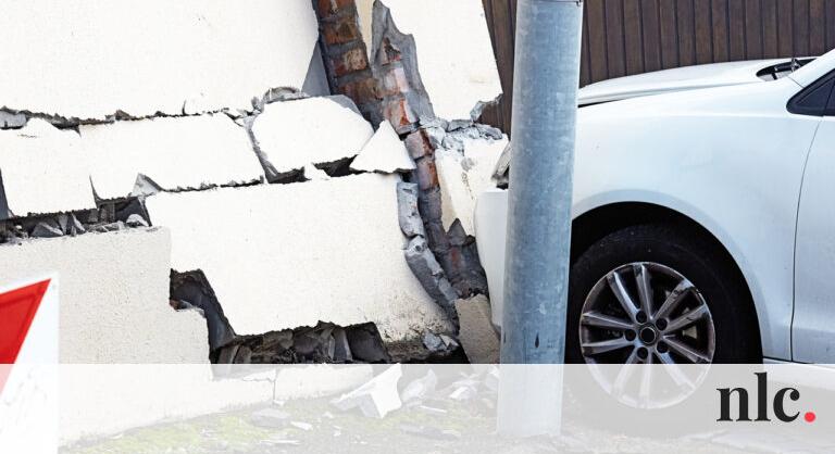 16 hónap alatt ötször hajtott autó a házukba, már a költözést fontolgatja a család