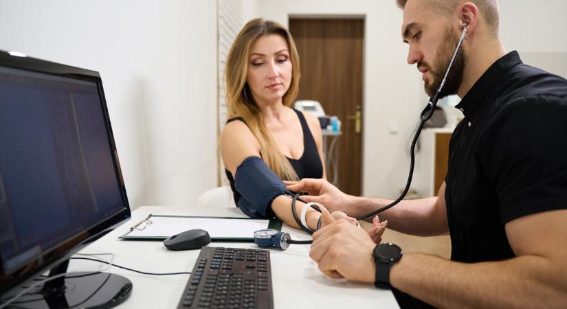 Láthatatlan gyilkos lappang a magyar munkahelyeken: sokan már csak későn eszmélnek