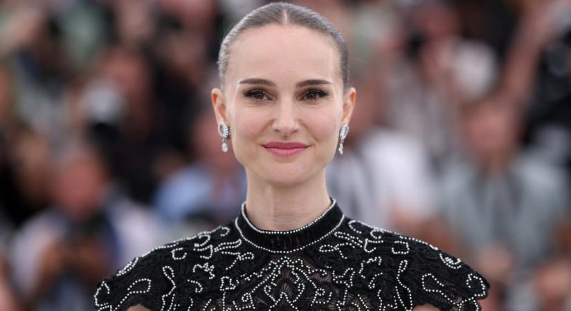 Natalie Portman Dior pucérruhája a legkifinomultabb darab, amit valaha láttunk, mégis nagy bátorság kellett hozzá