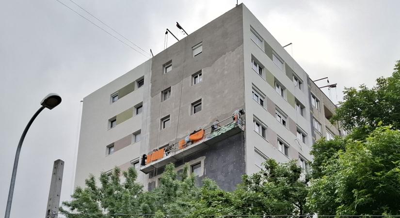 Már a kormány is számol azzal, hogy az év végén újra kell tárgyalni a minimálbér-emelést