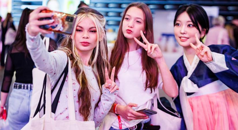 5500 szépségrajongóval telt meg az MVM Dome – Így zajlott a 4. Rossmann x Krémmánia Beauty Expo