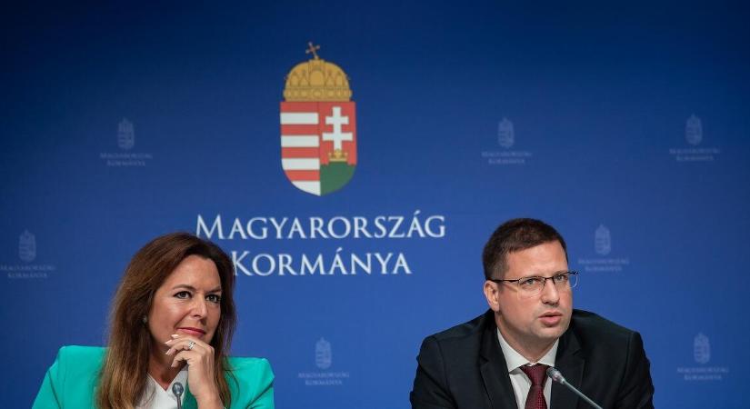 Rendkívüli bejelentésre készülnek Gulyás Gergelyék? Kövesse velünk a Kormányinfót percről percre