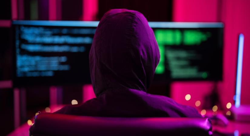 Minden negyedik online csalás áldozata nyugdíjas