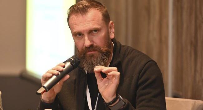 Az Oktatási és Tudományos Minisztérium megerősítette, hogy létezik a 11. osztályt befejező tanulók külföldre való kiutazásának tendenciája