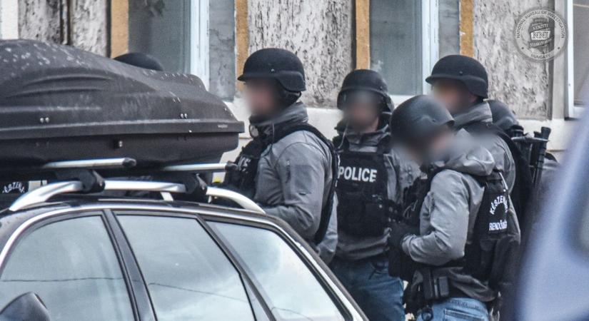 Tíz évig húzták a drogbárók, most elvitte őket a TEK