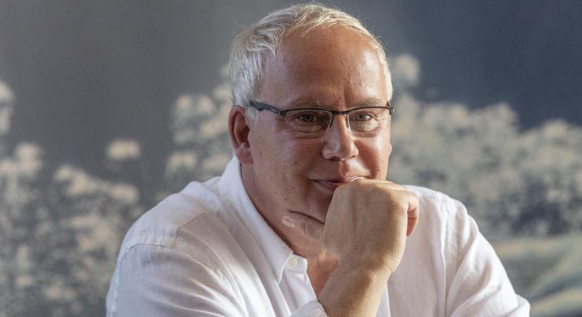 Újraválasztották Wladár Sándort az Úszó Szövetség elnökének