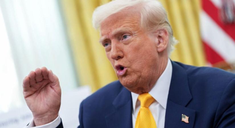 Donald Trump szerint Vlagyimir Putyin a tűzzel játszik