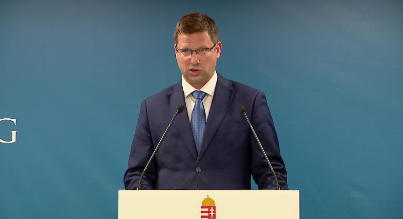Gulyás Gergely: Ruszin-Szendi Romulusz vezérkari főnökként eltért attól a megbízástól, amit kapott  videó
