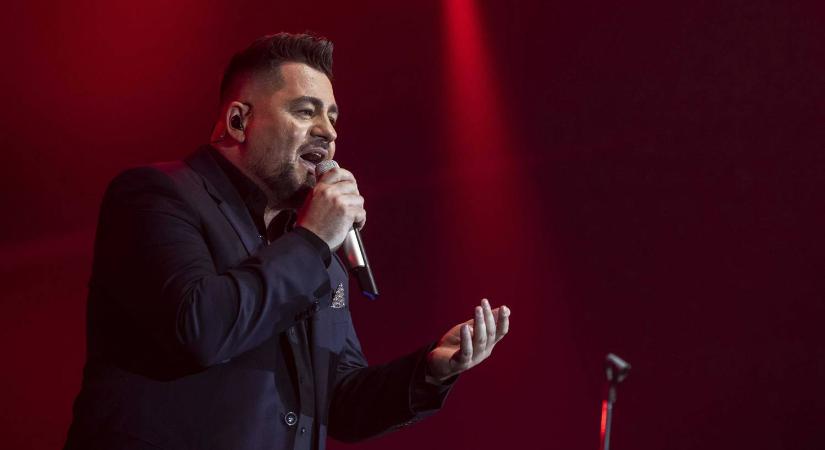 A TV2 nem volt elégedett: Caramel kiábrándult a Megasztárból, Bochkor Gábor perrel fenyeget