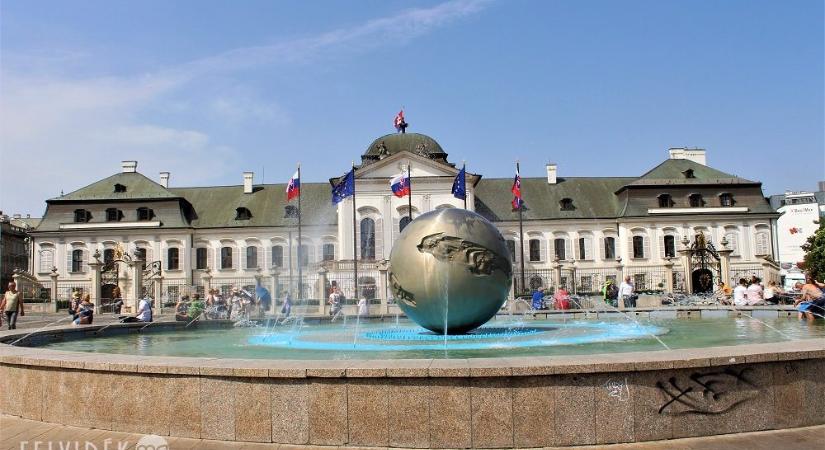 Magyar hang az elnöki palotában