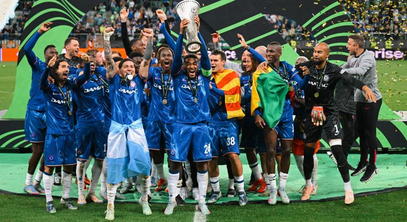 105 millió eurós igazolással sokkolná a piacot a Konferencialigát nyerő Chelsea