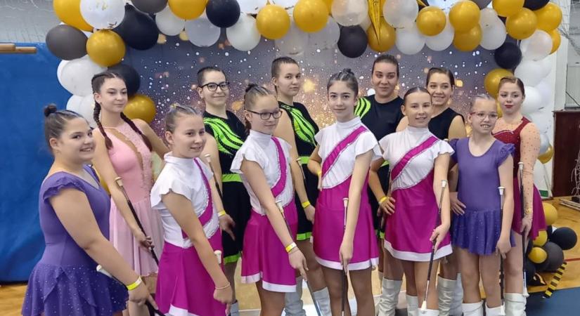 Szolnokon remekeltek a mosonmagyaróvári mazsorettek