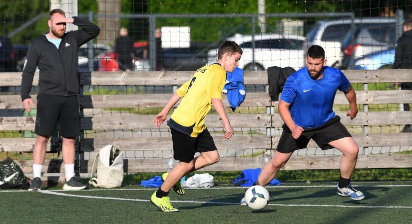 Bedarálta a kadétokat a bajnokjelölt