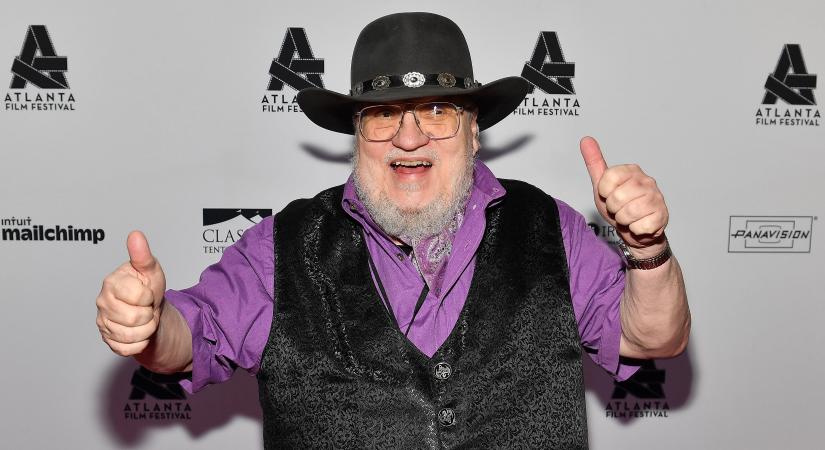 George R. R. Martin kifakadt a blogján azokra a rajongókra, akiket semmi más nem érdekel, csak A tűz és jég dala folytatása
