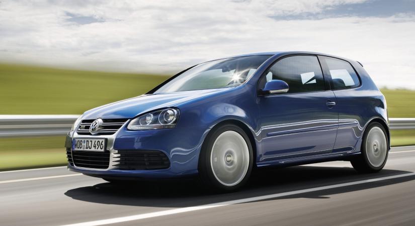 A Bugatti-vezér egy 20 éves Golffal jár, és imádja