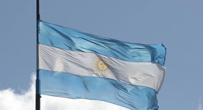 Szexuális zsarolással vádolták, de felmentették az argentin kapitány fivérét
