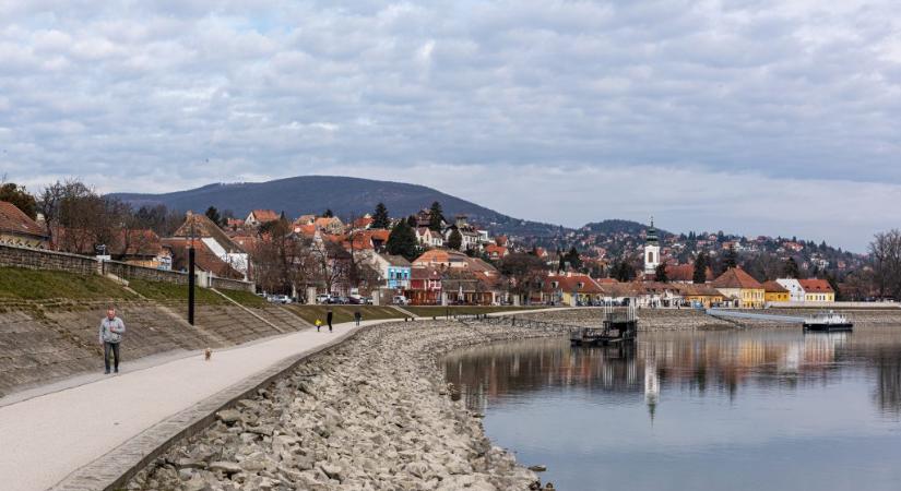Vitályos Eszternél és Kövér Lászlónál kezdeményezi a szolidaritási adó megváltoztatását Szentendre