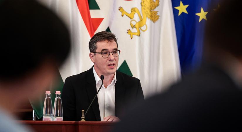 Budapest kiáll a sajtó- és véleményszabadság mellett, egymásnak szólogat be Karácsony Gergely és Magyar Péter