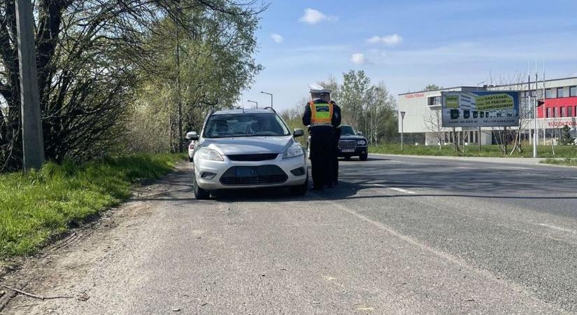 Hatalmas összegre büntethet a rendőr, ha sofőrként erre az apróságra nem figyelsz oda