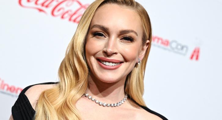 Lindsay Lohan elárulta az igazságot az új arcával kapcsolatban