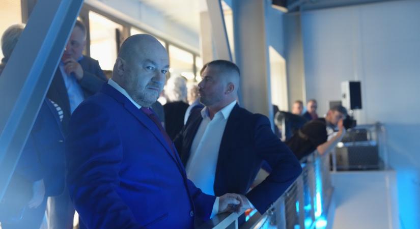 Huliak vizsgálatot rendelt el a Jégkorongszövetségnél, szerinte a szervezet nem jól használja fel az állami támogatásokat