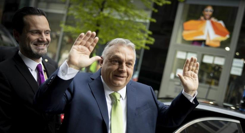 Kiderült, miért állt be Orbán Viktor a nacionalista román jelölt mögé