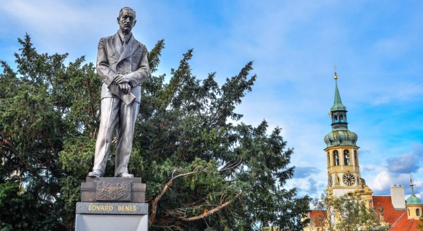 Magyarázó táblát kaphat a magyarok számára keserű emlékű Edvard Beneš prágai szobra