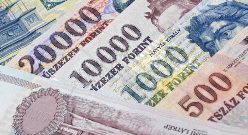 50 ezer forintos bónuszt kap rengeteg magyar dolgozó: ők az érintettek