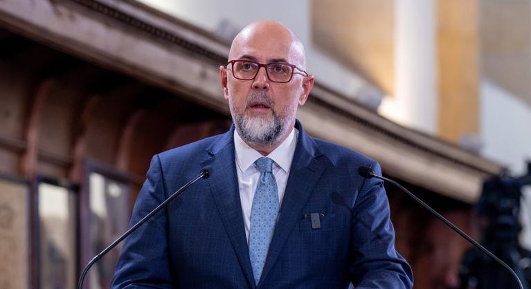Kelemen Hunor: Akár 4 hónapba is telhet a víz eltávolítása a parajdi sóbányából