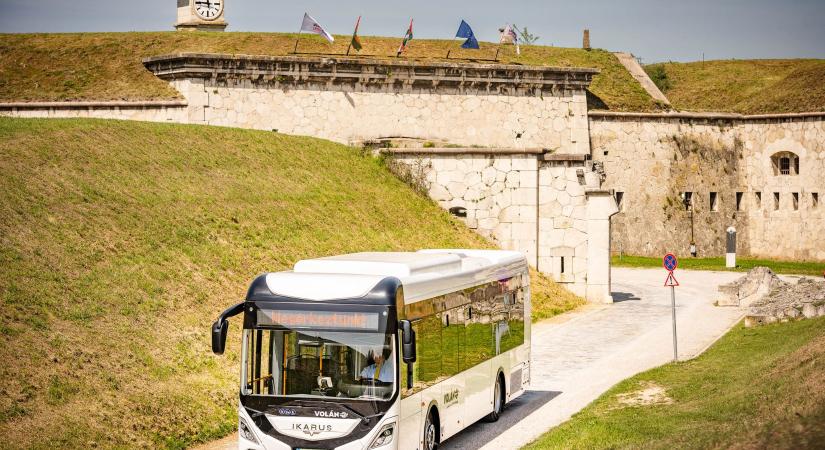 Késési biztosítás: a buszra is vonatkozik