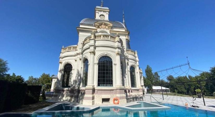 Veszteséges a turai kastély, de így is jött Tiborcznak egy kis osztalék
